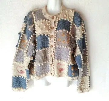 빈티지 핸드 니트 폼폼 패치워크풍 꽃 하트 자수 레트로