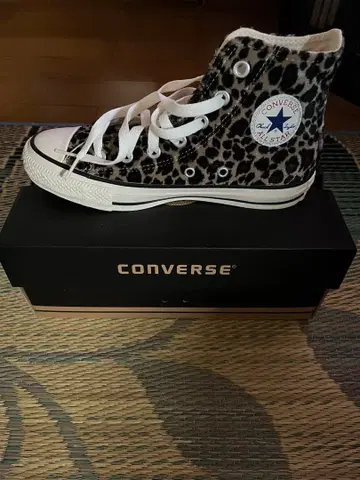 CONVERSE ALL STAR 레오파드 무늬 하이컷 스니커즈