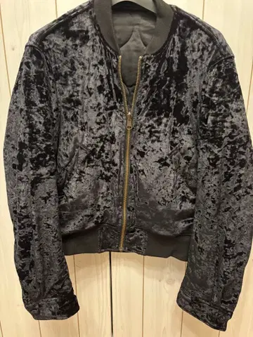 MOUSSY 블랙 벨벳 리버서블 자켓