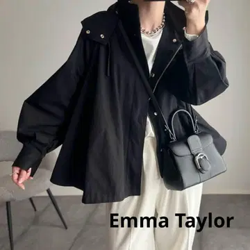Emma Taylor 마운틴 파카 윈드 브레이커 3WAY 플레어