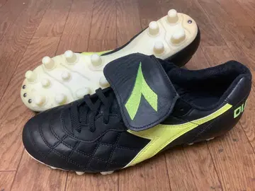 디아도라 몬차 MD PU 27cm 축구 스파이크