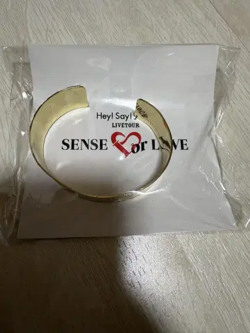 Hey! Say! JUMPSENSE or LOVE 뱅글 엽서 포함