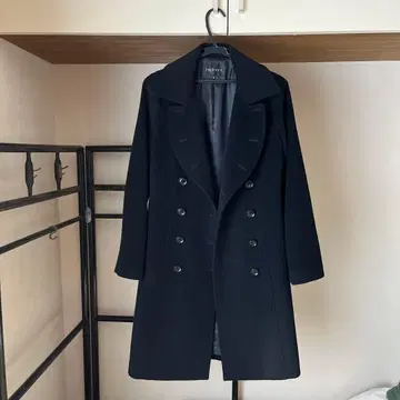 INDIVI 블랙 피 코트 38