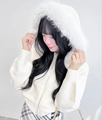 에코 퍼 니트 후드티