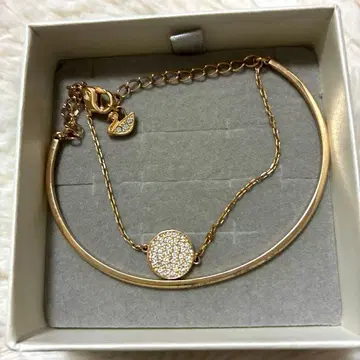 SWAROVSKI 뱅글 팔찌 변색 있음