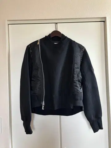 Sacai 맨투맨 MA-1 블랙