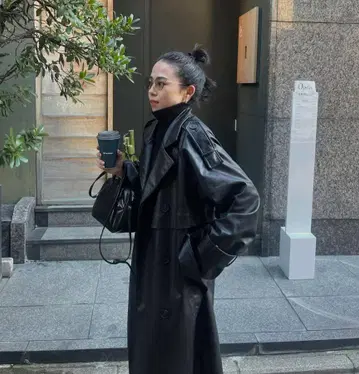 ZARA 인조 가죽 롱 코트