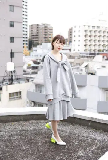 hazama 어른을 위한 세일러 그레이 셋업