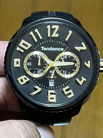 Tendence 크로노그래프 블랙 골드