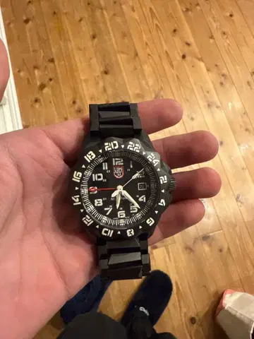 Luminox 블랙 손목시계