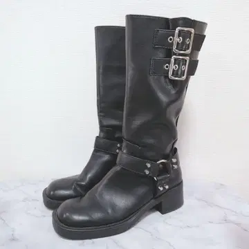 [ 새상품급 ] LILY BROWN 바이커 부츠 23.5cm 블랙