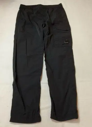 CP COMPANY 나일론 카고 팬츠 48
