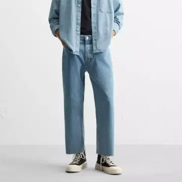 새상품 ZARA 자라 크롭 스트레이트 데님 라이트 블루 사이즈 38 30