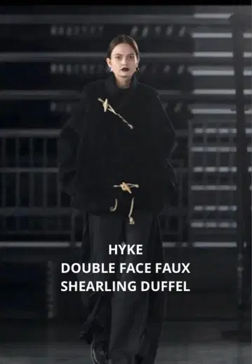 HYKE DOUBLE FACE FAUX SHEARLING DUFFEL