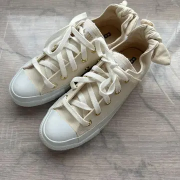 컨버스 화이트 23.5cm