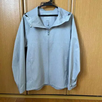 새상품 UNIQLO 윈드프루프 블루종 라이트 그레이 M