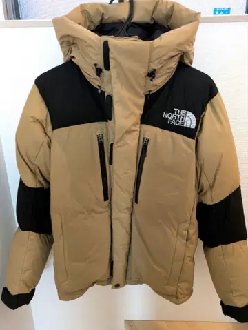 즉시 구매 가능 THE NORTH FACE 다운 자켓 베이지/블랙