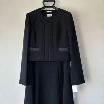ANCHOR WOMAN PERSON'S 블랙 포멀 9호 미사용품