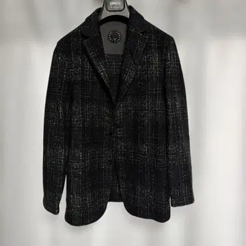 T-JACKET 블랙과 화이트 트위드 테일러드 자켓