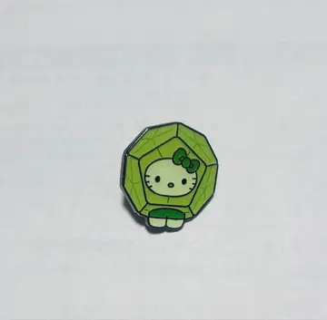[ 오사카 간사이 만박 ] 일본관 모키티 핀 배지 헬로키티 새상품