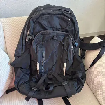 Patagonia 블랙 백팩