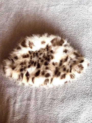 인조 모피 표범 무늬 햇 모자