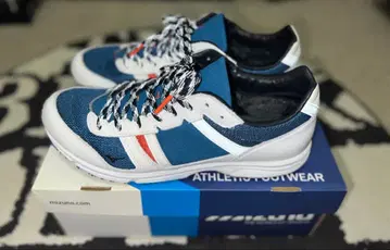 MIZUNO WAVE EMPEROR FUTUR 28cm