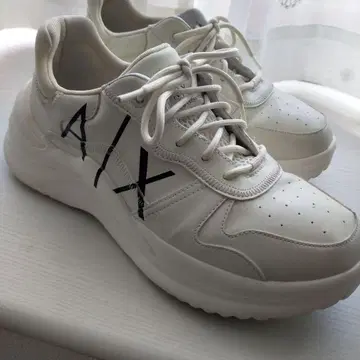 Armani Exchange A/X 화이트 스니커즈