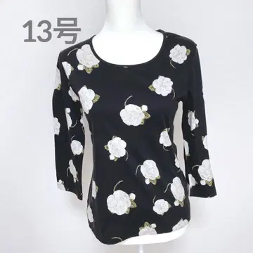 [ 잉게보그/INGEBORG ] 꽃무늬 티셔츠 블랙 일본제 면 100