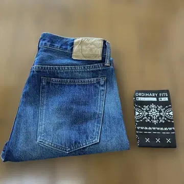 ORDINARY FITS 데님 (30인치)