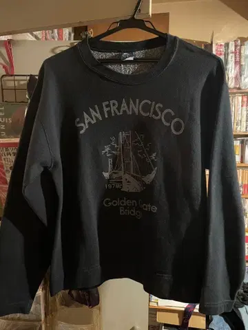 US 구제 의류 맨투맨 블랙 GOOD ON