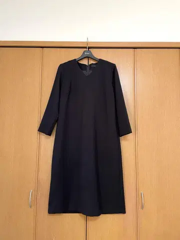엠즈 셀렉 다크 네이비 포멀 롱 원피스 수험 면접용