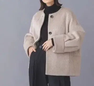 그레디 브릴리언트 아위 에프 모헤어 샤기 코트 노카라