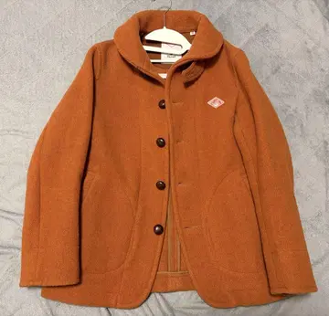 오렌지 울 코트 버튼 포함