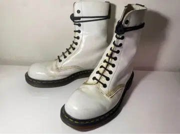 영국제 닥터마틴 UK8 10홀 상태