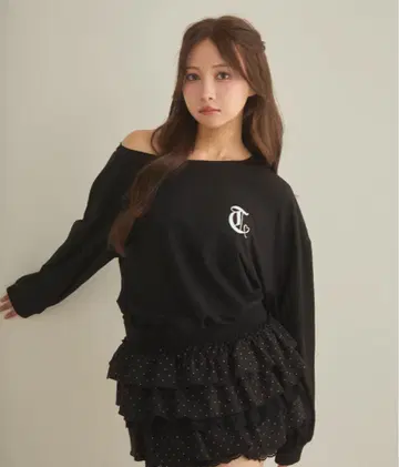 빅 실루엣 원숄더 Tee titty&co