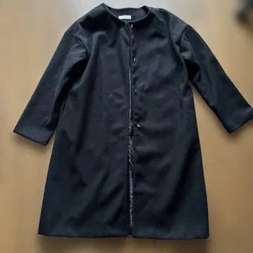 블랙 롱 코트