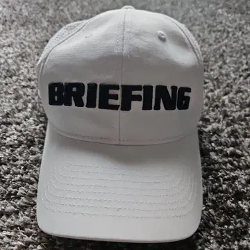 BRIEFING 메쉬 캡 화이트