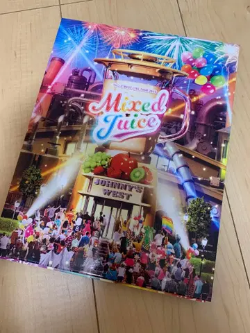 WEST. LIVETOUR 2022 MixedJuice DVD 초회반