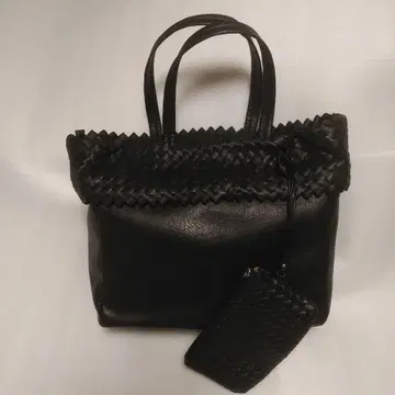 블랙 토트백 뜨개질 디자인