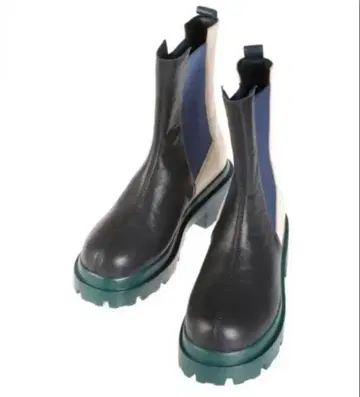 UN3D. 아쓰리드 부츠 38