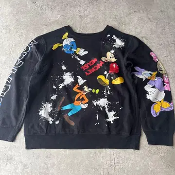 디즈니 캐릭터 프린트 맨투맨 M
