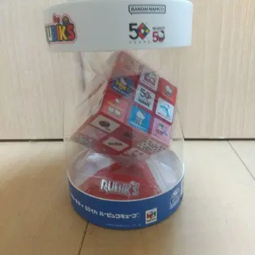 헬로키티 50주년 기념 루빅스 큐브