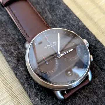 Nordgreen Pioneer (42mm) 브라운 가죽 벨트 사양