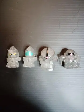 마치보케 기동전사 건담 경우 블랙 클리어 ver 세븐&아이 한정 상품