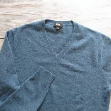 유니클로 남성용 긴팔 캐시미어 100% 스웨터 블루/M