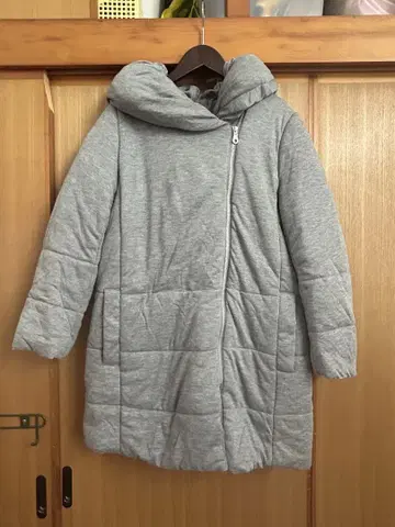 무료배송! 카라 부착 그레이 다운 자켓