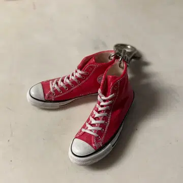 converse 가챠 레드