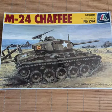 이탈레리 1/35 M-24 차피