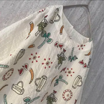 빈티지 블라우스 자수 올 패턴 레트로 팝 맥주잔 화이트